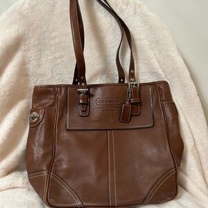 Coach Medium Brown Leather Shoulder Bag Great for the Office